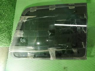 Стекло боковое заднее правое Toyota Kluger 2004