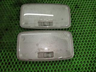 Запчасть плафон салона Toyota Kluger 2004
