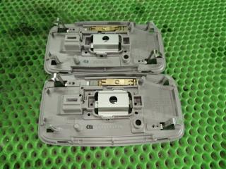 Плафон салона Kluger 2004 MCU25 1MZ-FE Плафон салона Kluger 2004 MCU25 1MZ-FE