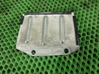 Заглушка маховика Kluger 2004 MCU25 1MZ-FE Заглушка маховика Kluger 2004 MCU25 1MZ-FE