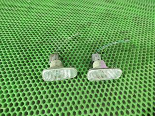 Фото запчасти повторитель поворота Toyota Altezza 2001 контрактная запчасть Запчасть повторитель поворота Toyota Altezza 2001