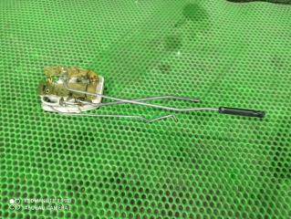 Замок боковой двери передний левый Honda Accord 2000