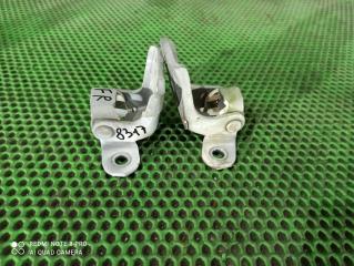 Петли двери передние правые Toyota Camry 2005