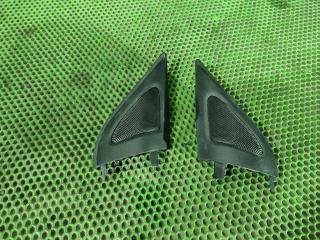 Уголок двери внутренний Mitsubishi Airtrek 2005