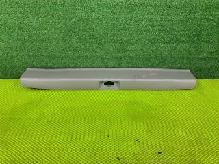 Накладка замка багажника Toyota Estima 2003