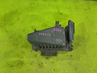 Корпус воздушного фильтра Nissan Cedric 1995