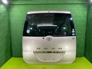 Крышка багажника Toyota Noah 2007