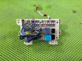 Блок предохранителей Toyota Voxy 2007 контрактная Блок предохранителей Toyota Voxy 2007