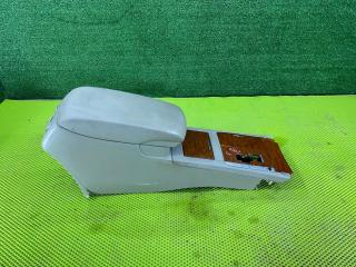Подлокотник Toyota CAMRY 2009