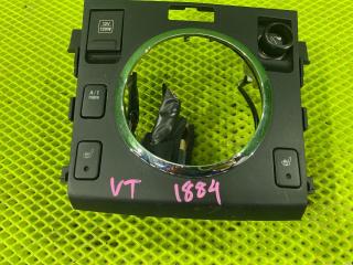 Консоль КПП Suzuki Escudo TD94W H27A