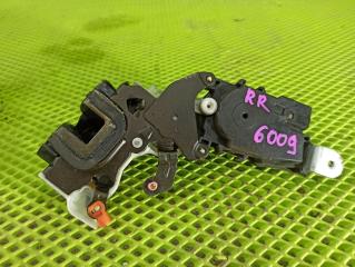 Замок боковой двери задний правый Forester 2001 SF5 EJ205