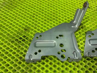 Крепление магнитофона Stream 2011 RN8 R20A