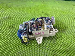 Блок предохранителей салонный Toyota ALTEZZA 2001