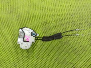 Замок боковой двери задний левый Honda Accord 2009