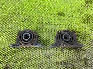 Подушка балки задняя Toyota Chaser 1997