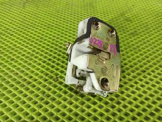 Замок боковой двери задний правый Honda Torneo 2001