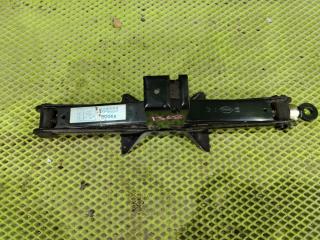Домкрат Forester 2001 SF5 EJ205 Домкрат Forester 2001 SF5 EJ205