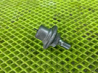 Фото запчасти регулятор давления топлива Toyota Voxy 2007 контрактная запчасть Запчасть регулятор давления топлива Toyota Voxy 2007