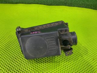 Фото запчасти корпус воздушного фильтра Toyota Wish 2008 контрактная запчасть Запчасть корпус воздушного фильтра Toyota Wish 2008