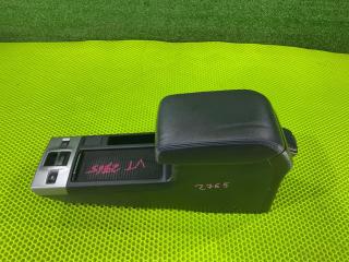 Подлокотник Subaru Levorg 2015