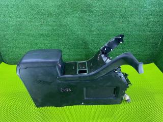 Подлокотник Honda Elysion 2009