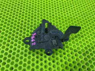 Запчасть замок капота Toyota Wish 2008