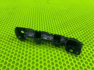 Крепление бампера переднее правое Subaru Levorg 2015