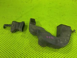 Воздухозаборник передний Toyota Gaia 1999