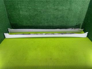 Накладки порогов наружные Toyota Wish 2008 контрактная Накладки порогов наружные Toyota Wish 2008