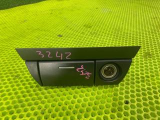 Пепельница Toyota MARK II 2003