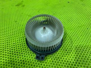 Запчасть мотор печки Toyota MARK II 2003