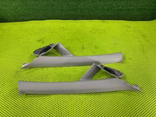 Накладки передних стоек Toyota Wish 2008