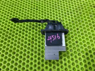 Запчасть резистор отопителя Toyota Gaia 1999