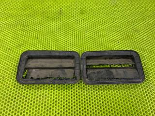 Фото запчасти клапан вентиляции багажного отсека Toyota Wish 2008 контрактная запчасть Запчасть клапан вентиляции багажного отсека Toyota Wish 2008