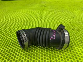 Патрубок воздушного фильтра Subaru Forester 2002 контрактная Патрубок воздушного фильтра Subaru Forester 2002