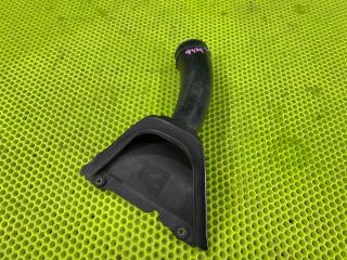 Воздухозаборник Toyota Estima 2004