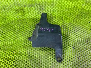 Запчасть декоративная крышка двигателя Toyota MARK II 2003