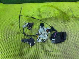 Замок боковой двери задний левый Honda Elysion 2009