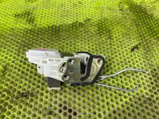 Замок боковой двери передний правый MITSUBISHI Delica 2005