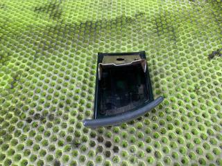 Пепельница Toyota Estima 2004