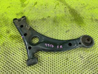 Запчасть рычаг подвески нижний передний правый Toyota Gaia 1999