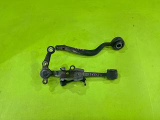 Рычаг подвески нижний передний правый Toyota MARK II 2003 контрактная Рычаг подвески нижний передний правый Toyota MARK II 2003