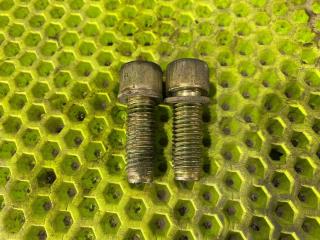 Запчасть болт крепления редуктора Toyota ALTEZZA 2003