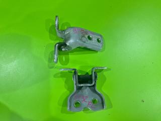 Петли двери передние левые Toyota Corolla Runx 2003 NZE124 1NZ-FE 68720-12150 контрактная