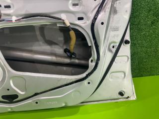 Дверь боковая передняя правая Corolla Runx 2003 NZE124 1NZ-FE
