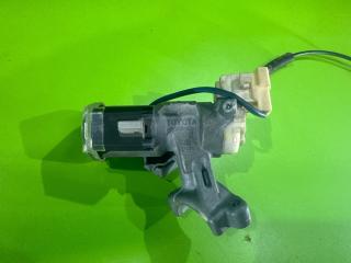 Комплект личинок и замка зажигания Corolla Runx 2003 NZE124 1NZ-FE