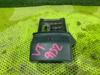 Кожух рулевой колонки Toyota Corolla Runx 2003