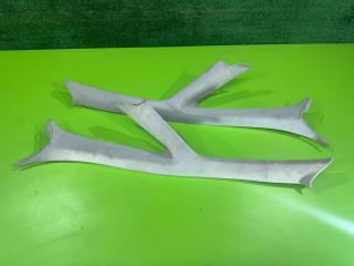 Накладки передних стоек передние Toyota Estima 2004