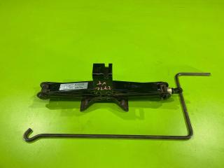 Домкрат Subaru Forester 2002 контрактная Домкрат Subaru Forester 2002