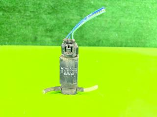 Запчасть насос омывателя Toyota Nadia 2001